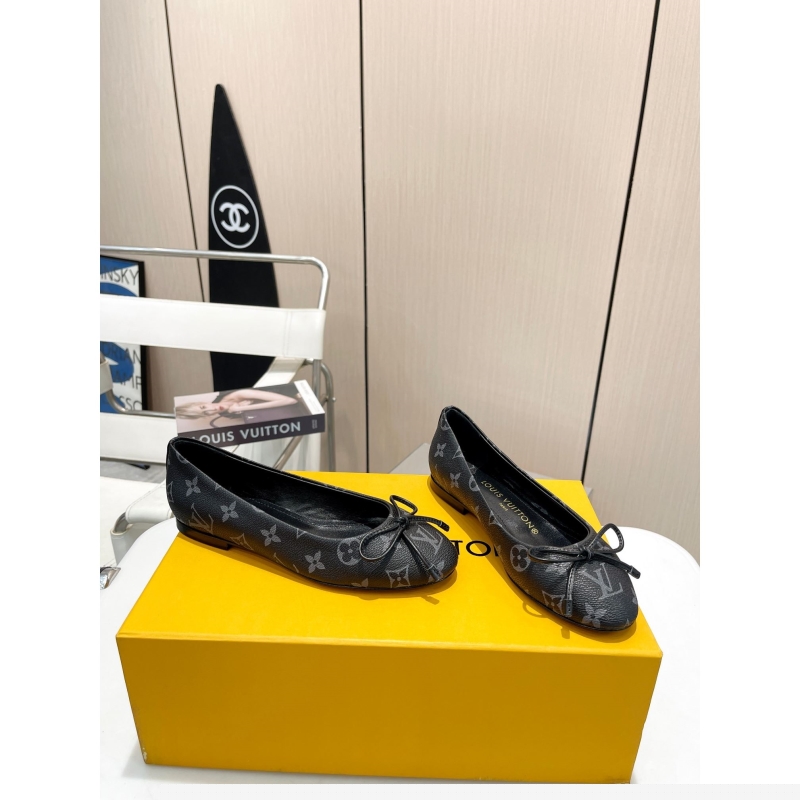 LV flat shoes